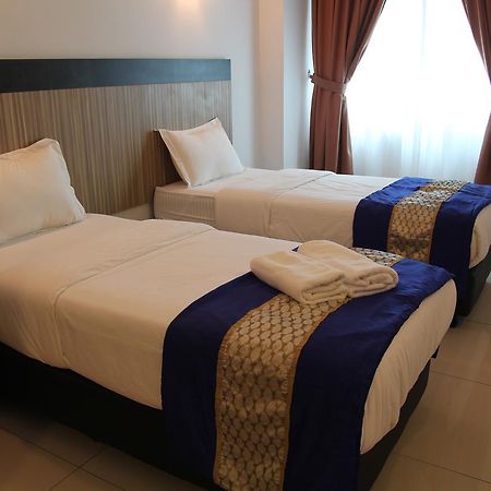 Aster Hotel Bukit Jalil Куала-Лумпур Екстер'єр фото